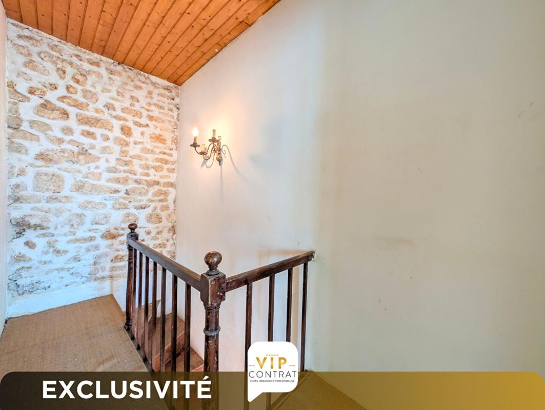 SAINT-VAIZE GARANTIE PROTEC+ 12 MOIS INCLUS ! Maison de ville 4 pièces + garage + jardin 10