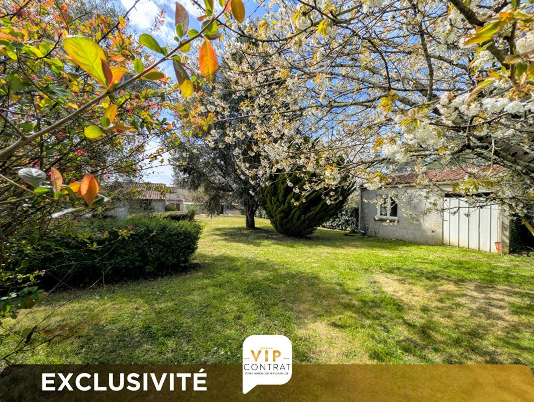 SAINT-VAIZE GARANTIE PROTEC+ 12 MOIS INCLUS ! Maison de ville 4 pièces + garage + jardin 16