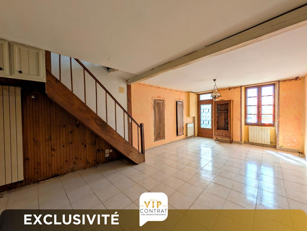 SAINT-VAIZE GARANTIE PROTEC+ 12 MOIS INCLUS ! Maison de ville 4 pièces + garage + jardin 8