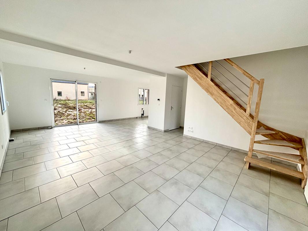 SAINT-MELAINE-SUR-AUBANCE Maison Saint Melaine Sur Aubance 6 pièce(s) 125 m2 3