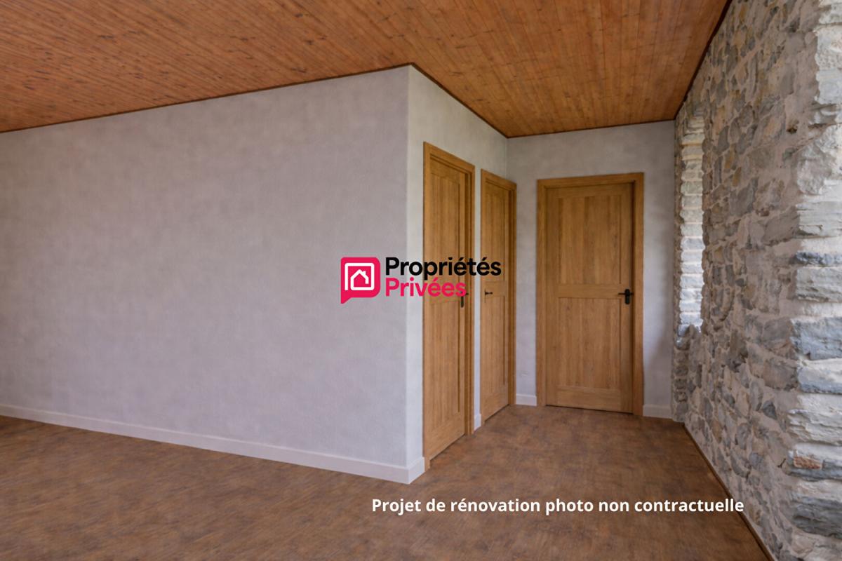 CHAPDES-BEAUFORT Maison de caractère en pierre à vendre Chapdes Beaufort de 120 m2 avec dépendances sur 960m² de terrain 12