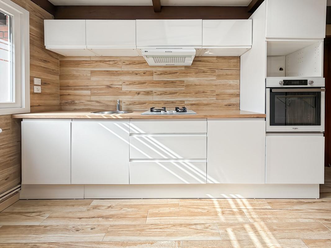 LA CHAPELLE-D'ARMENTIERES Maison 1