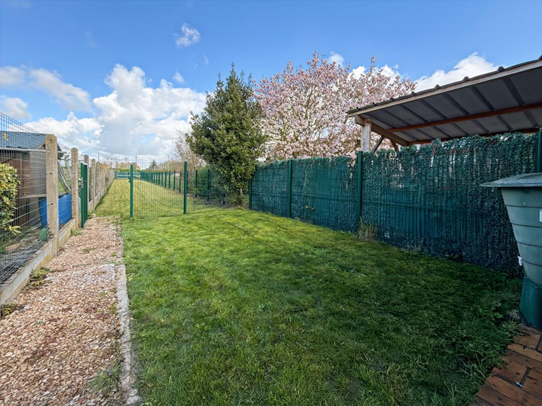 LA CHAPELLE-D'ARMENTIERES Maison 11