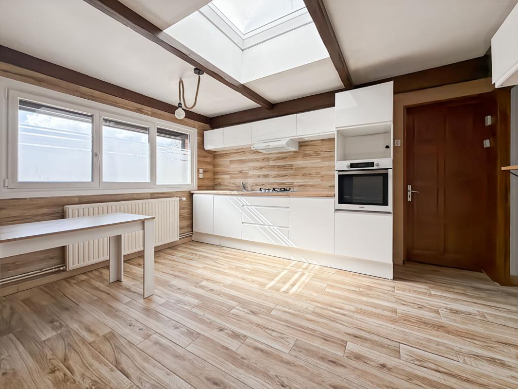 LA CHAPELLE-D'ARMENTIERES Maison 2