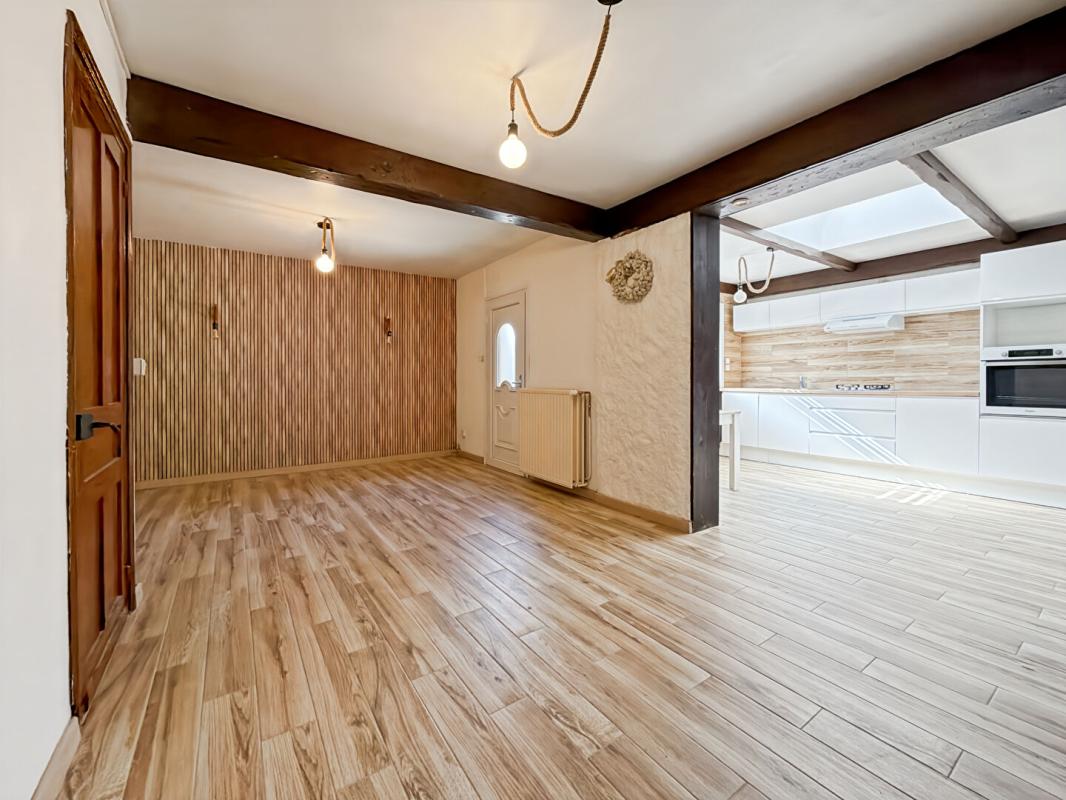 LA CHAPELLE-D'ARMENTIERES Maison 5