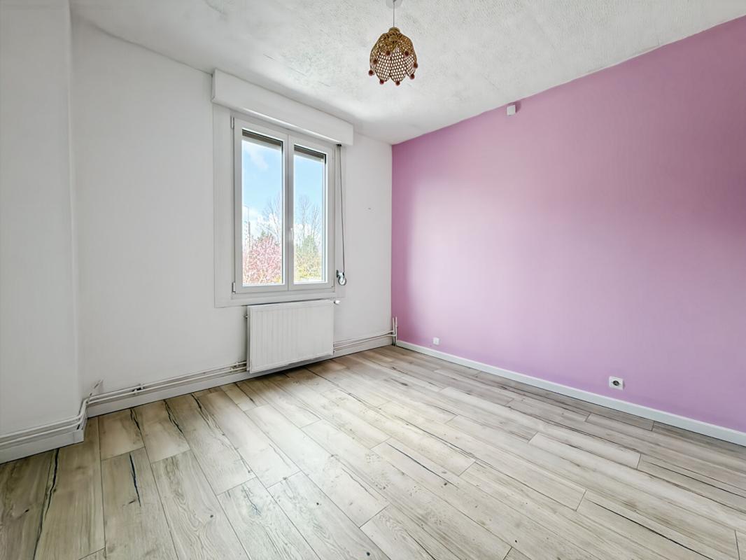 LA CHAPELLE-D'ARMENTIERES Maison 7