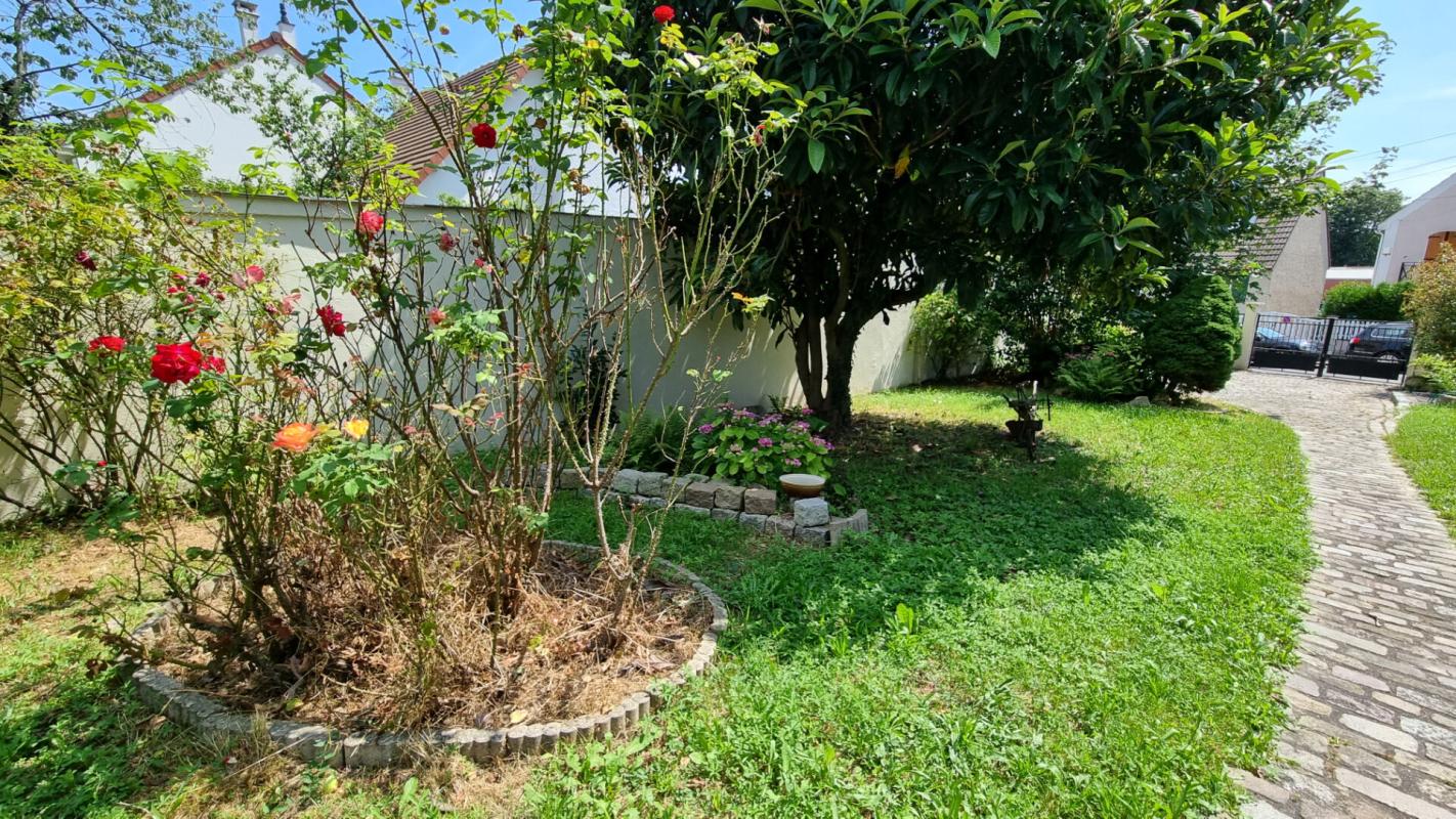 BAGNEUX 92220 - Bagneux Maison de 6 pièces - 147 m² -terrain de 800 m² 15