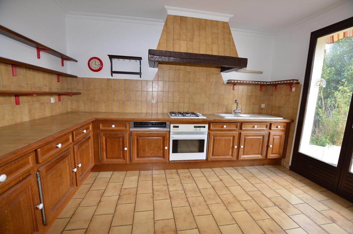 BAGNEUX 92220 - Bagneux Maison de 6 pièces - 147 m² -terrain de 800 m² 6