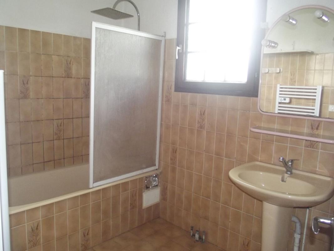 PRUGNY Belle maison plain pied 8