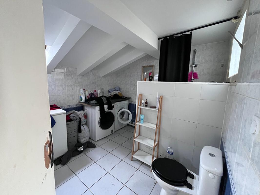 PERPIGNAN Charmant appartement de type loft au dernier étage d'une résidence de standing avec petite terrasse 8