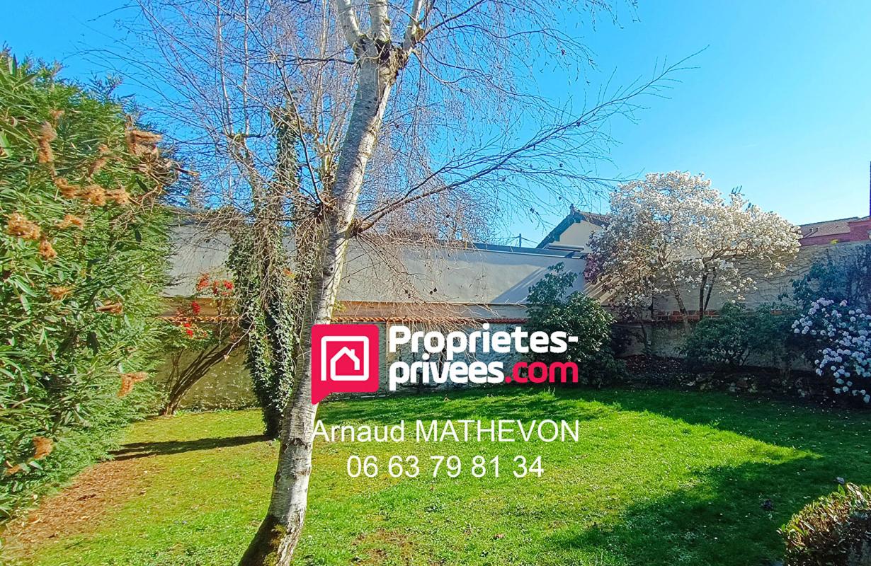 NEUILLY-PLAISANCE Maison Familiale Contemporaine 7 pièces 145m² Neuilly-Plaisance (93360) 14