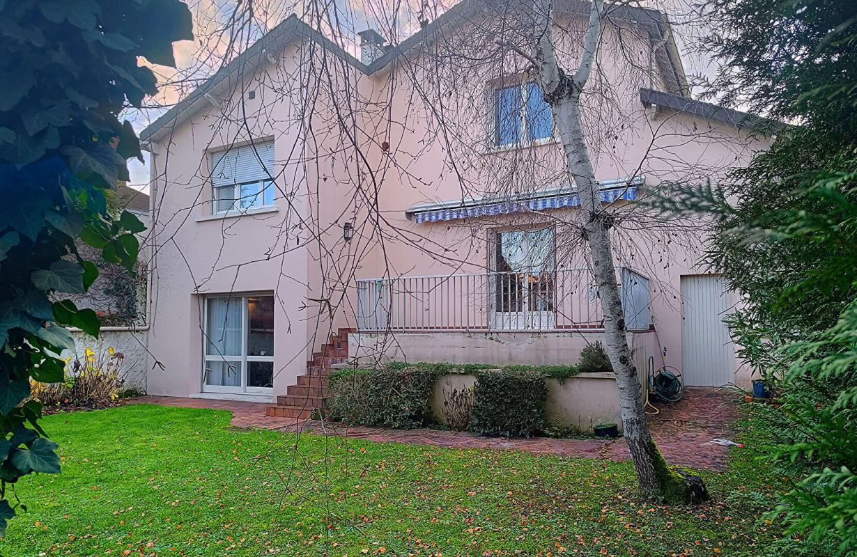 NEUILLY-PLAISANCE Maison Familiale Contemporaine 7 pièces 145m² Neuilly-Plaisance (93360) 8