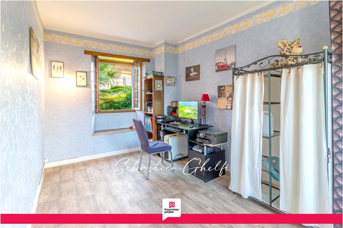 VILLEFRANCHE-SUR-CHER belle maison de plain-pied avec hangar et grand terrain 10