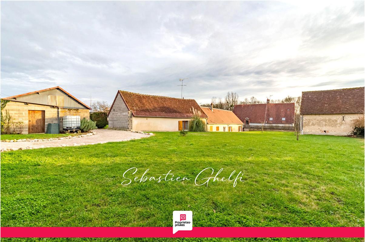 VILLEFRANCHE-SUR-CHER belle maison de plain-pied avec hangar et grand terrain 17