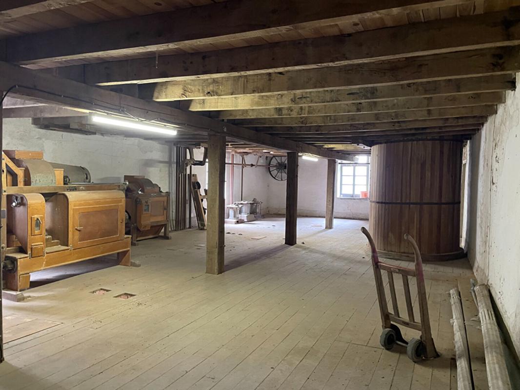 MAISONNAIS-SUR-TARDOIRE Proche de Rochechouart , authentique moulin avec rivière et chute d'eau -cadre naturel exceptionnel- 16