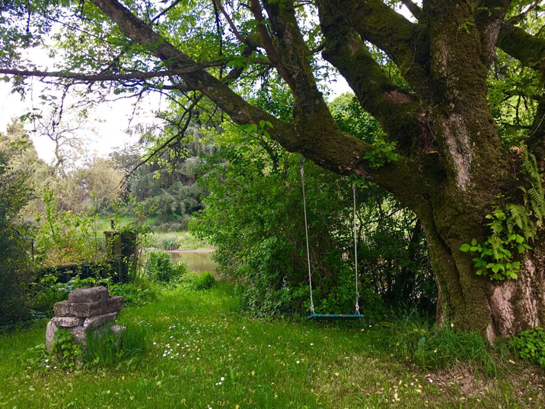 MAISONNAIS-SUR-TARDOIRE Proche de Rochechouart , authentique moulin avec rivière et chute d'eau -cadre naturel exceptionnel- 4