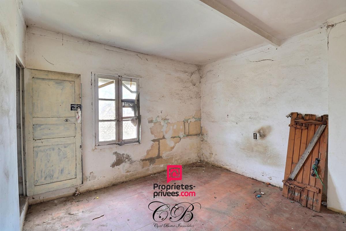 ARLES Maison à rénover en pierre - terrain 292 m² - garage - Arles Trinquetaille 6