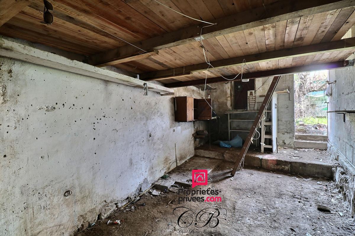 ARLES Maison à rénover en pierre - terrain 292 m² - garage - Arles Trinquetaille 8