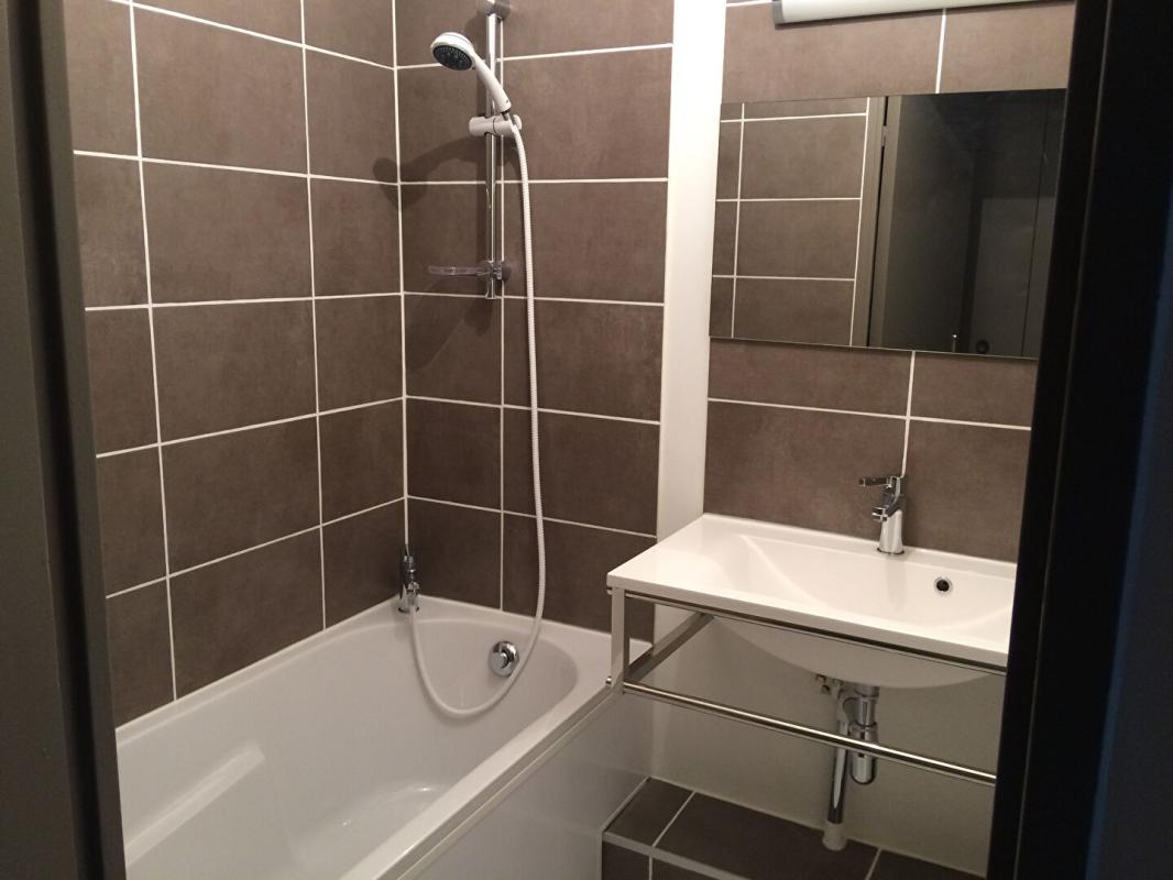 MARSEILLE-14E-ARRONDISSEMENT Appartement 2 pièce(s) 38.9 m2+terrasse 35m² 3