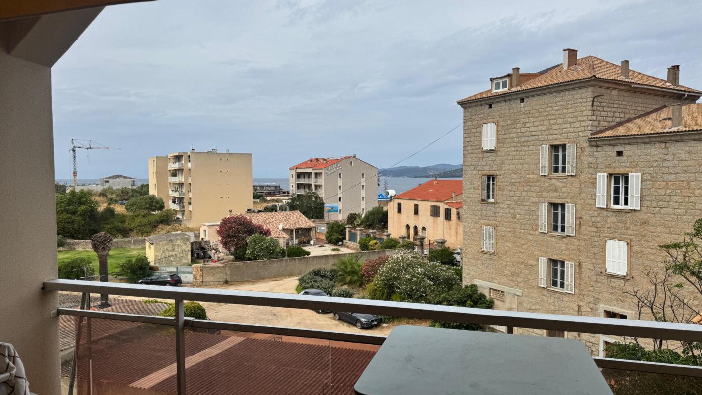 PROPRIANO Propriano Port, Magnifique appartement T4 de 126 m2 avec 2 balcons et petite vue mer 1