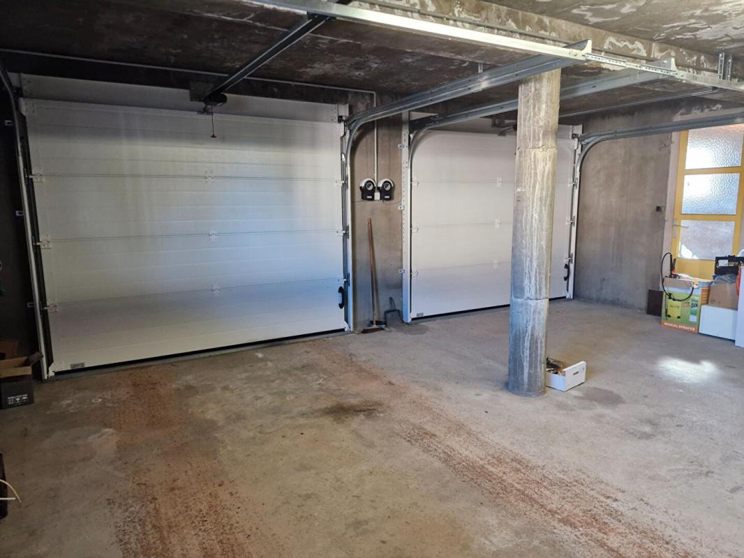 COMMELLE-VERNAY COMMELLE - VERNAY  VILLA 6