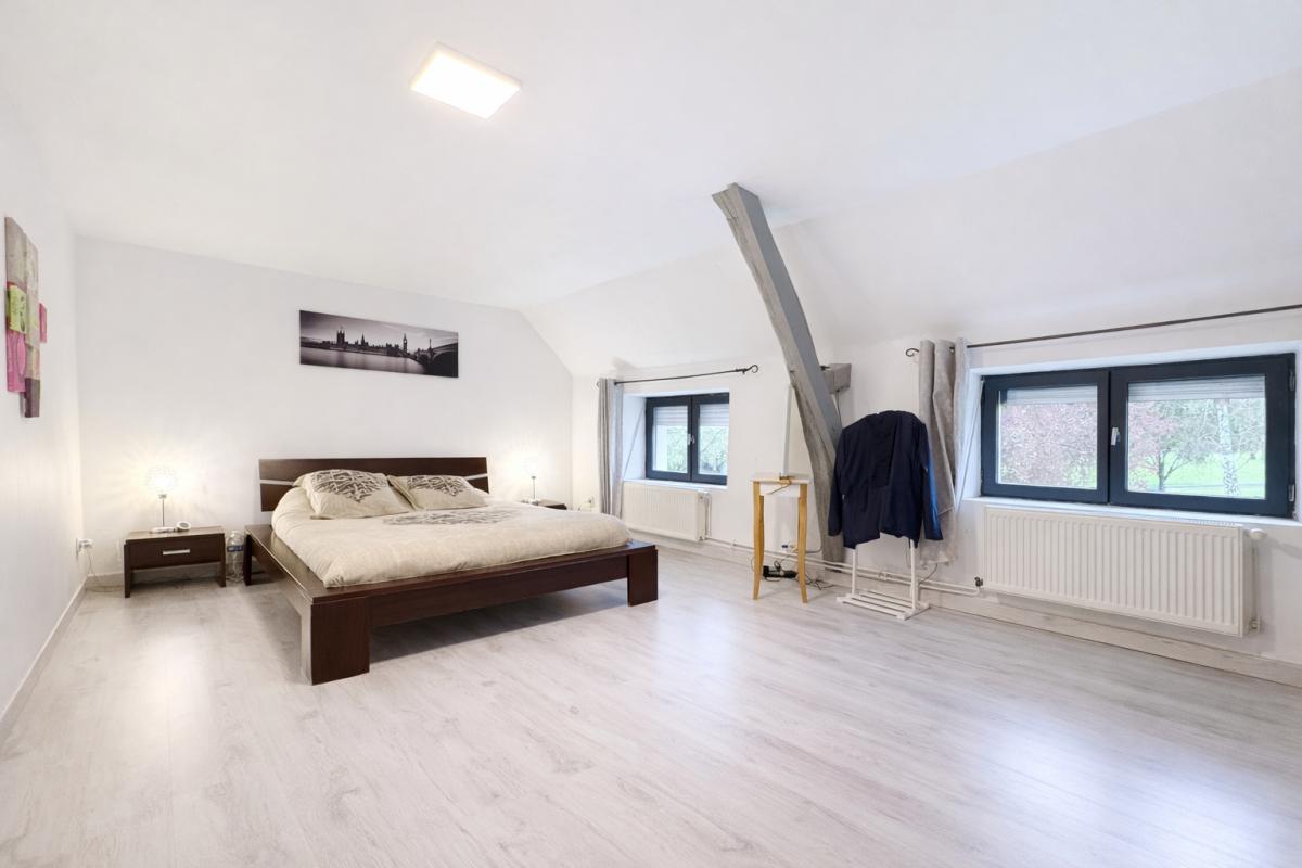 CHATILLON-SUR-INDRE Maison Chatillon Sur Indre 9 pièce(s) 255 m2 10