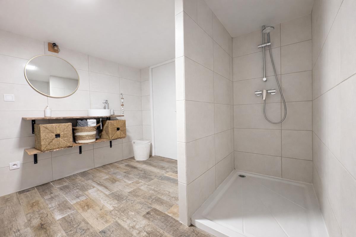 CHATILLON-SUR-INDRE Maison Chatillon Sur Indre 9 pièce(s) 255 m2 16