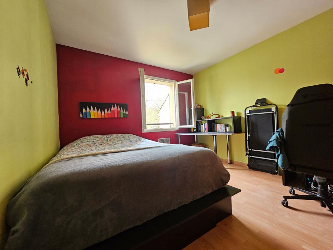 EAUBONNE MAISON VUE SUR LE BOIS 12