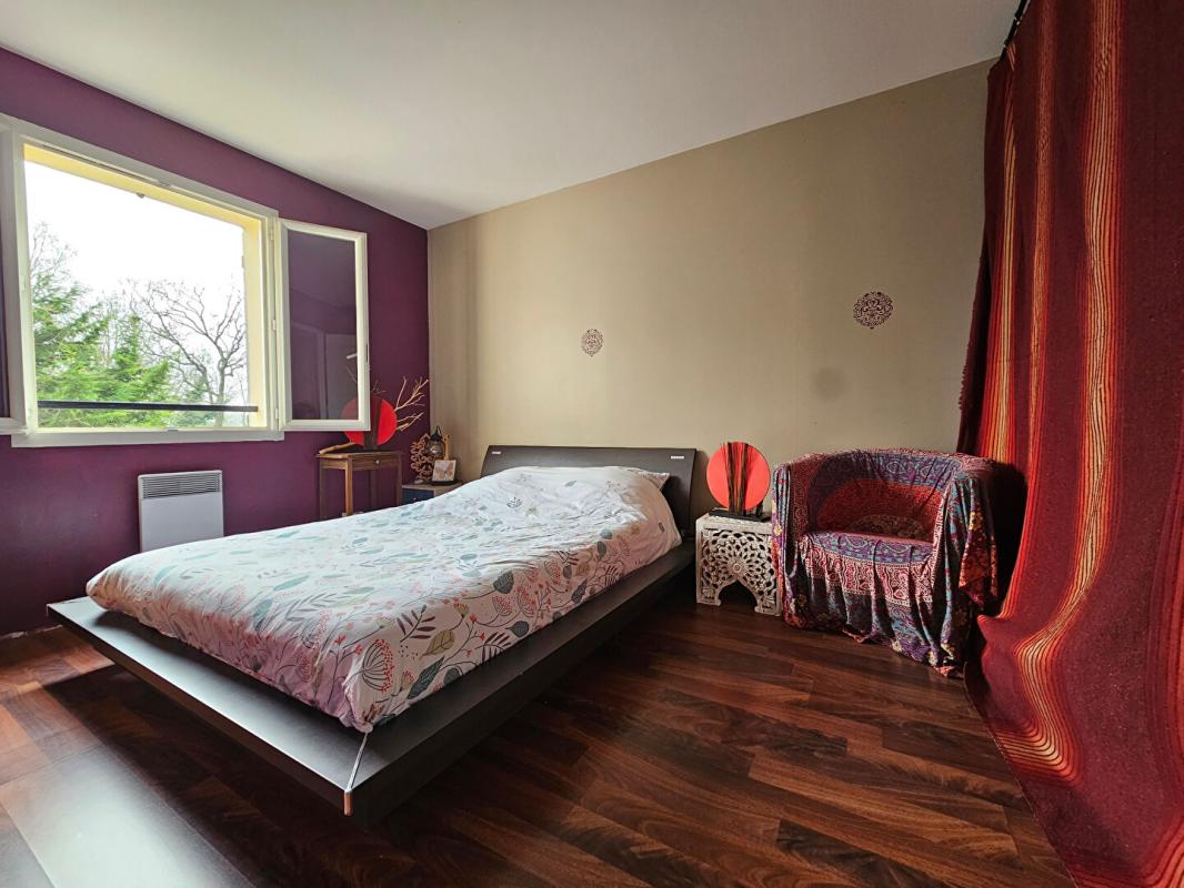 EAUBONNE MAISON VUE SUR LE BOIS 8