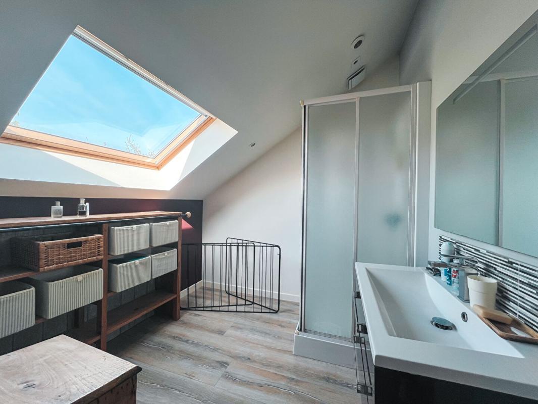 LA CHAPELLE-SUR-ERDRE Longère en pierre de 172m2 - Proche bourg de la Chapelle-sur-Erdre 9