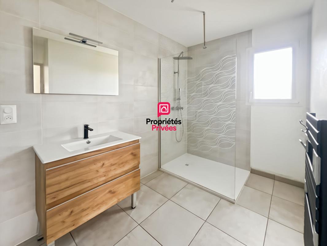 COCUMONT Maison de plain-pied - 3 chambres - jardin 11