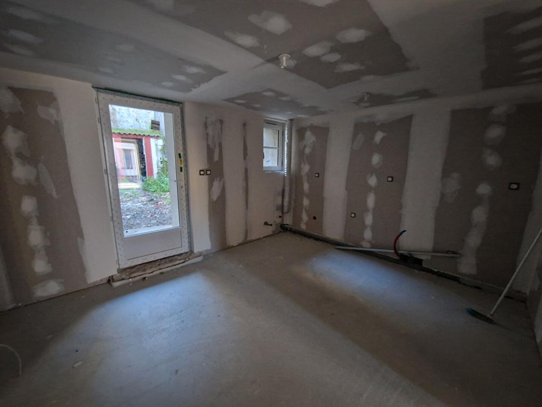 LUSIGNAN Maison T3Bis Lusignan 90m² 8