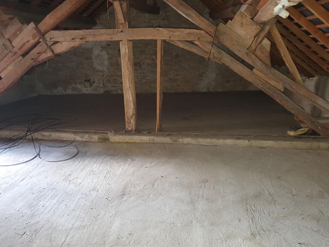 BOURGES Maison Bourges 4 pièce(s) 94 m2 11