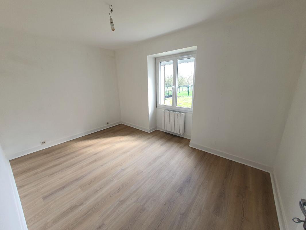 BOURGES Maison Bourges 4 pièce(s) 94 m2 5