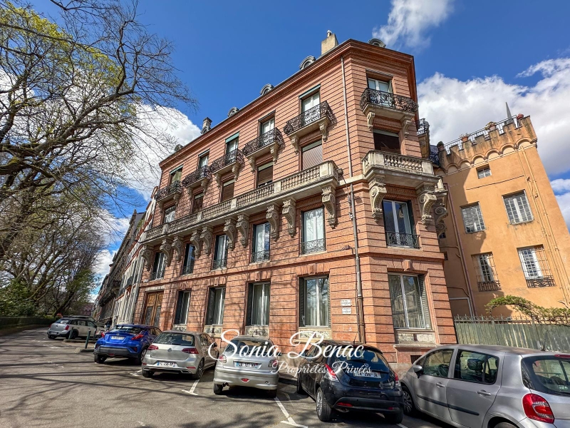 TOULOUSE Appartement TOULOUSE - GRAND ROND - JARDIN ROYAL - CARMES - 165 M2 1