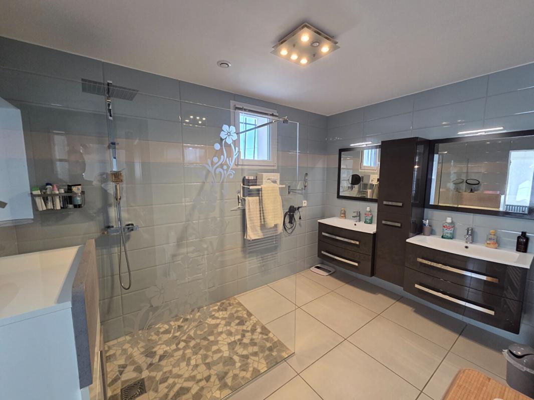 MONTELIMAR Maison Montélimar 4 pièces 110 m2 13