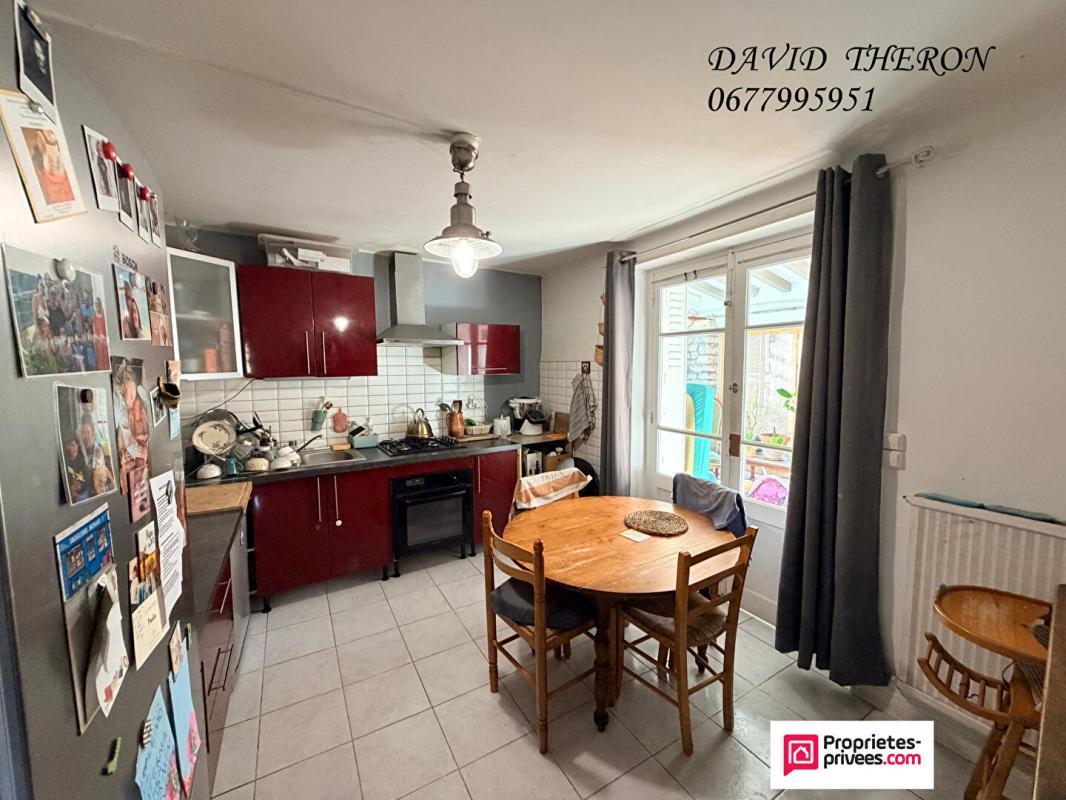 CENDRAS Maison de ville 5 pièce(s) A CENDRAS 8