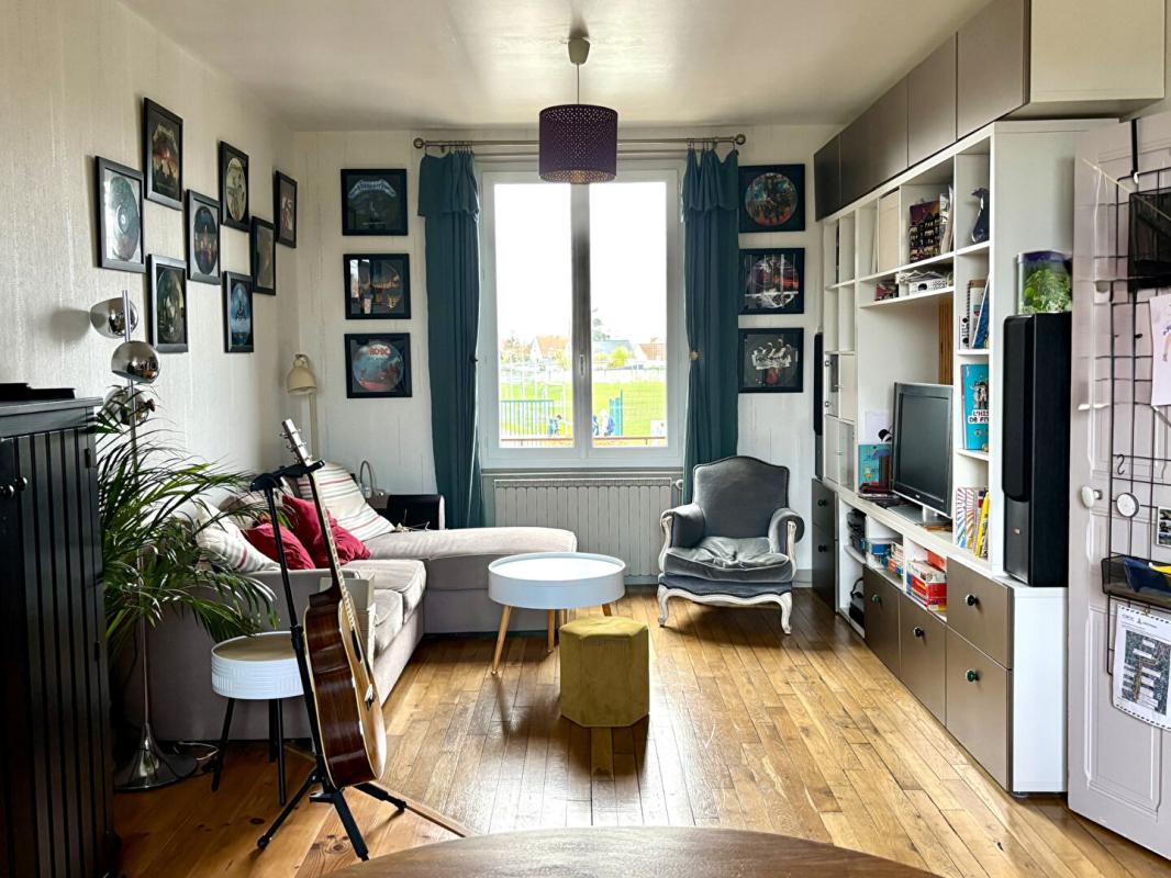 FLEURY-LES-AUBRAIS Maison de charme AV - 4 pièce(s) - 3 chambres 3