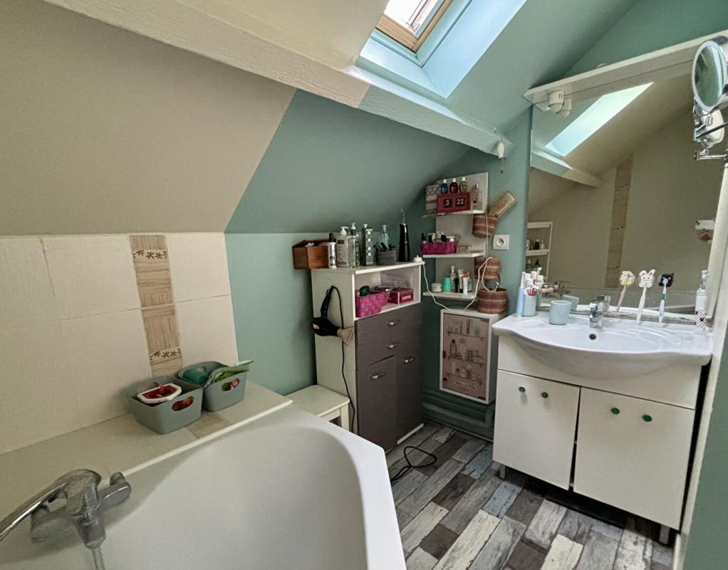 FLEURY-LES-AUBRAIS Maison de charme AV - 4 pièce(s) - 3 chambres 9