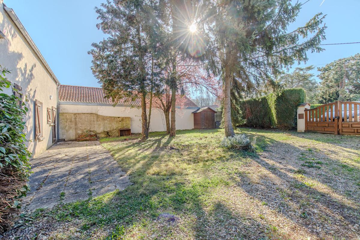 OINVILLE-SUR-MONTCIENT EXCLUSIVITE PROPRIETES-PRIVEES - Maison de village avec fort potentiel au coeur de Oinville-sur-Montcient 15