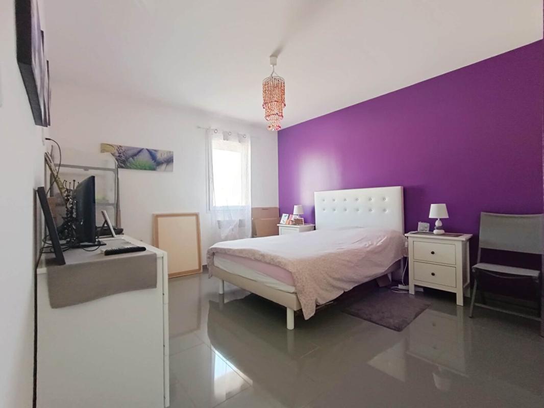 ISTRES Maison Istres 4 pièce(s) 83 m2 Terrasse , Cour et Garage 13