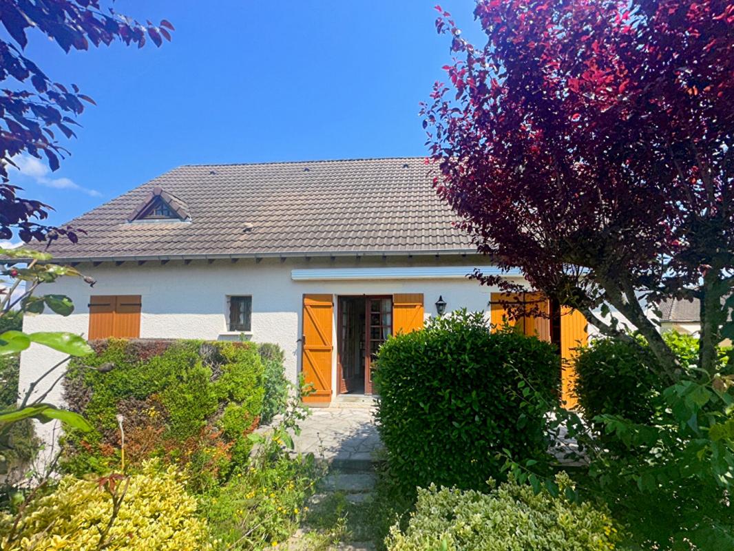 AVALLON Pavillon élevé sur sous-sol Avallon 7 pièces 135 m2 16