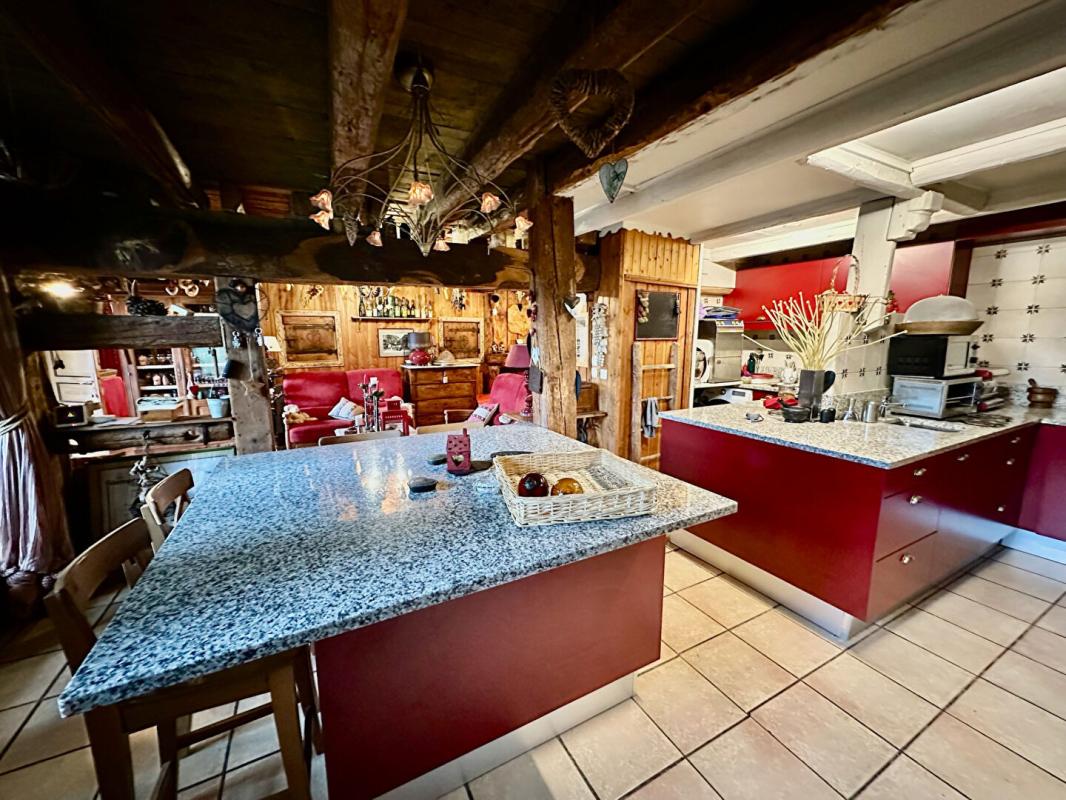 SAINT-CHRISTOPHE Parc de la Chartreuse, belle propriété comprenant 2 habitations 4