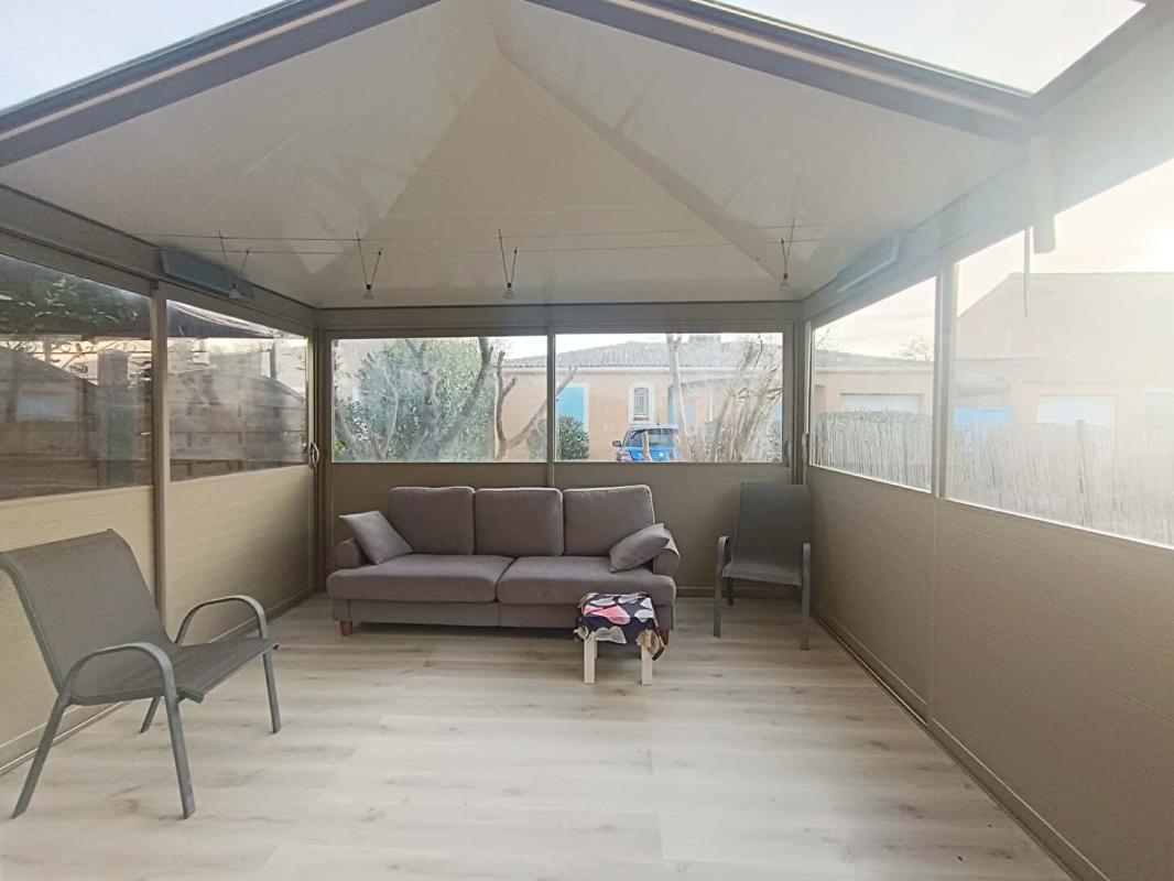 EYGUIERES Maison Eyguieres + Cour + Garage 1