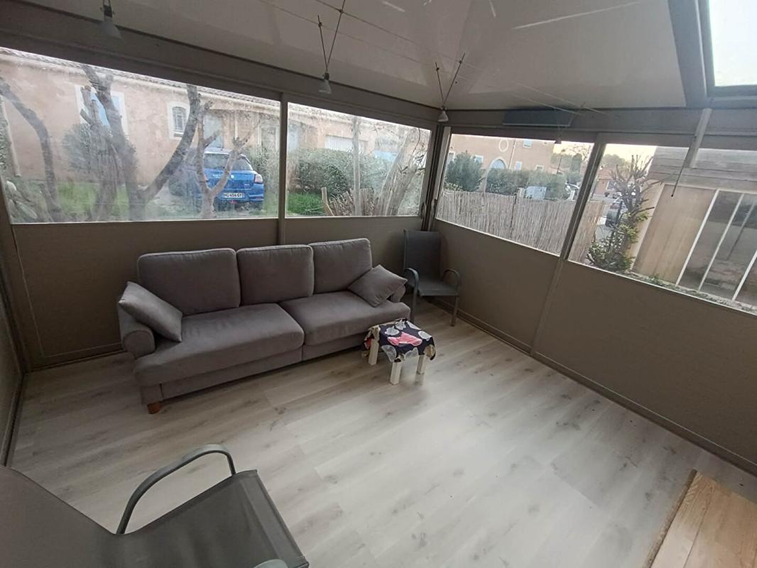 EYGUIERES Maison Eyguieres + Cour + Garage 2