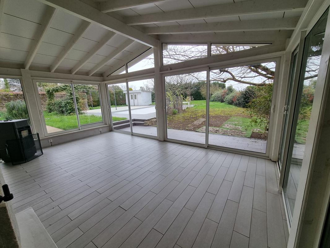 QUINCIEUX Maison Quincieux 7 pièces 204 m2, piscine 2