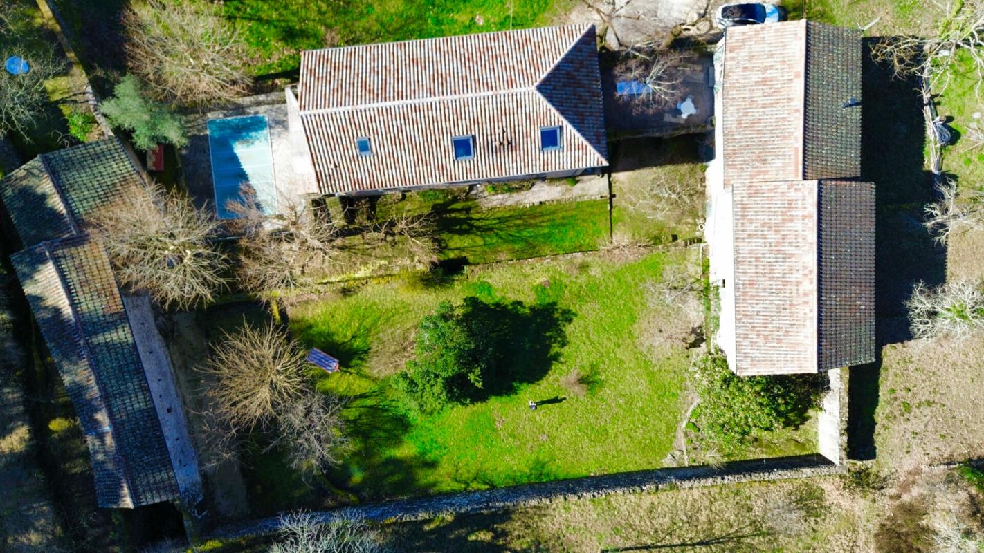 LARGENTIERE Demeure de prestige Chassiers 12 pièces 369 m2 3