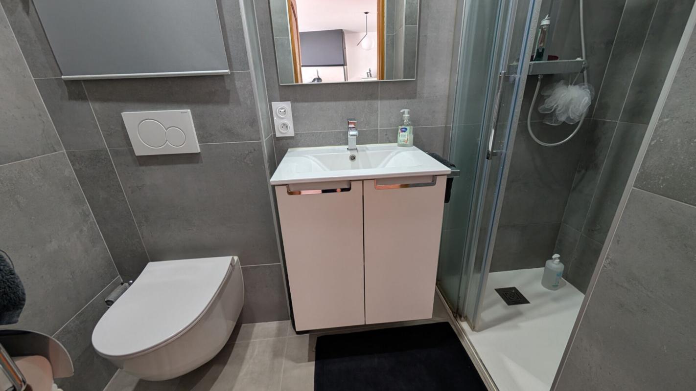 BRIVE-LA-GAILLARDE RARE : en Hyper centre de BRIVE LA GAILLARDE (19) IMMEUBLE DE RAPPORT 15