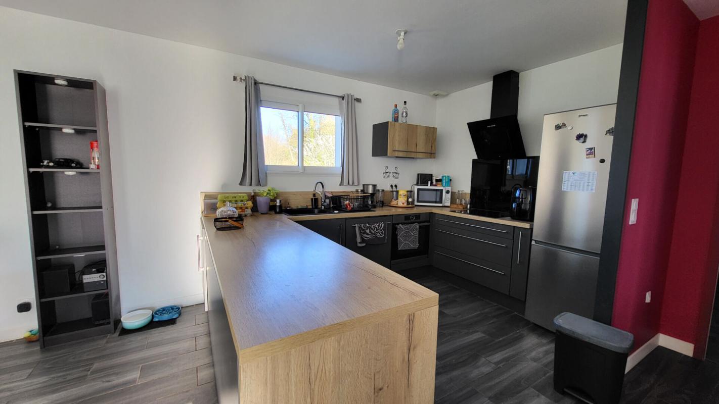 SOURZAC SOURZAC Maison de plain pied de 2017  d'une surface de  80 m2 pièce de vie  2 chambres et jardin 5