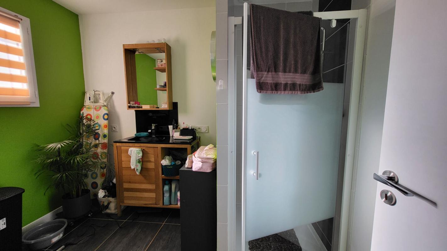 SOURZAC SOURZAC Maison de plain pied de 2017  d'une surface de  80 m2 pièce de vie  2 chambres et jardin 9